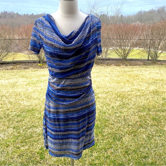 ZERO Geometric Print Dress - Picture 3 of 16